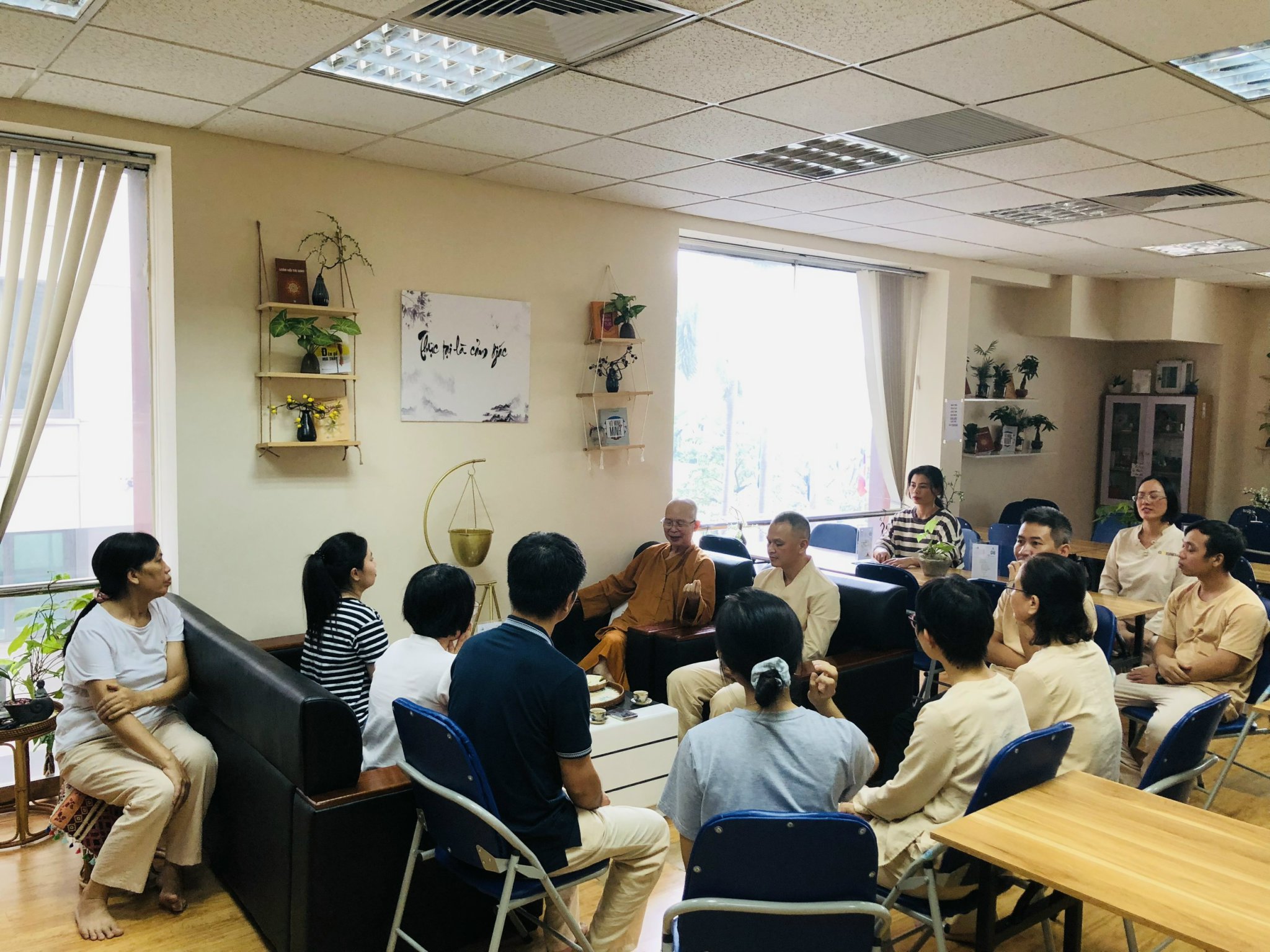 Thiền sư Nguyên Tuệ hướng dẫn cho thiền sinh